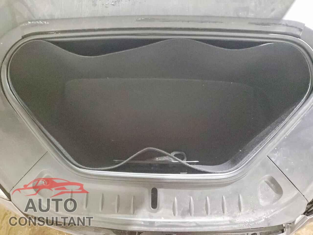 TESLA MODEL S 2023 - 5YJSA1E5XPF523487