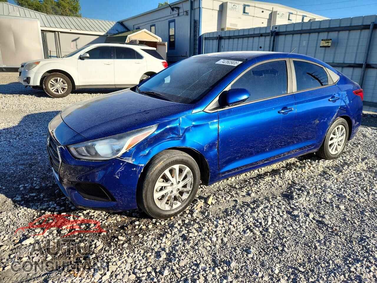 HYUNDAI ACCENT 2018 - 3KPC24A32JE018399