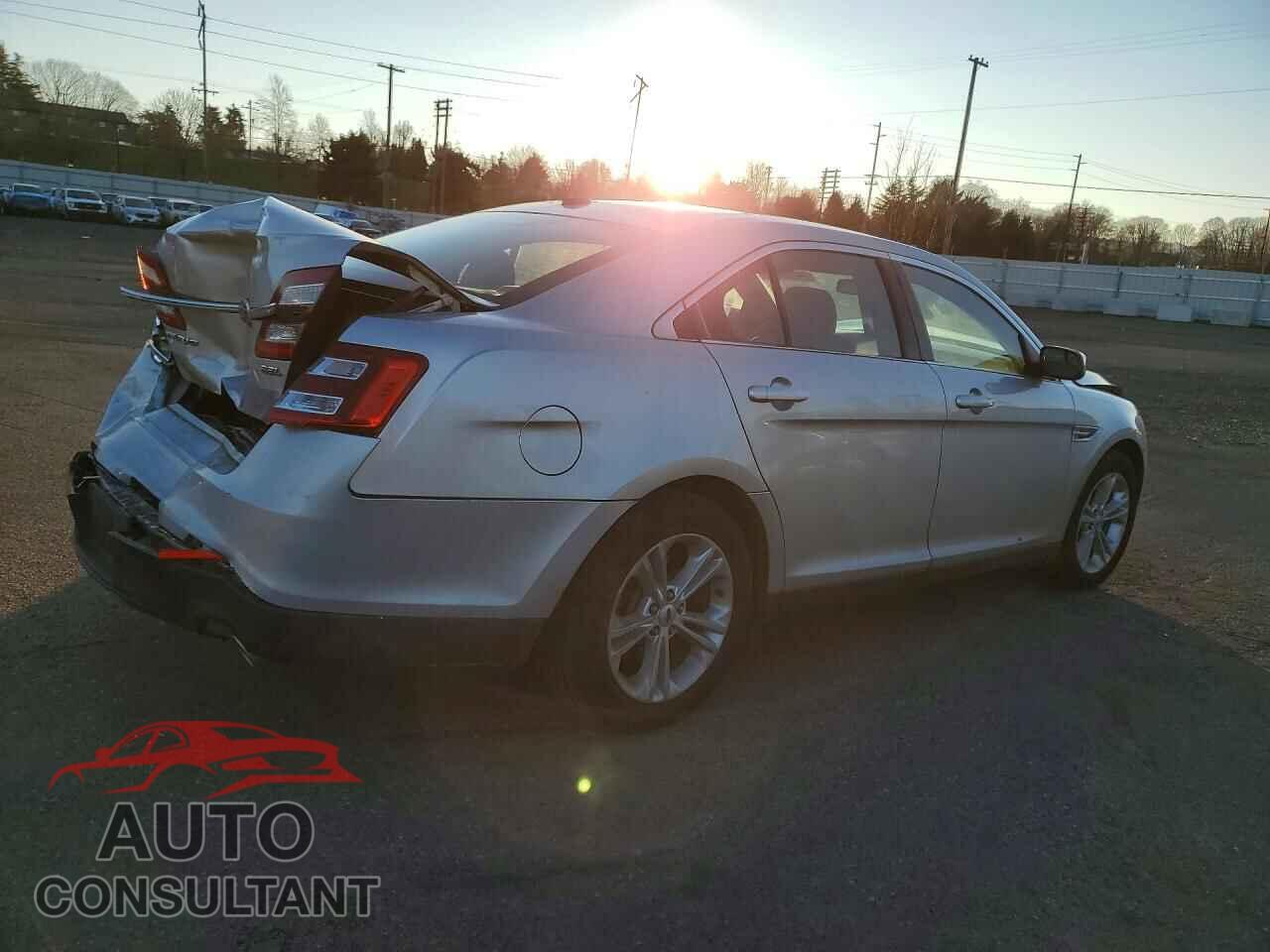 FORD TAURUS 2013 - 1FAHP2E85DG196075