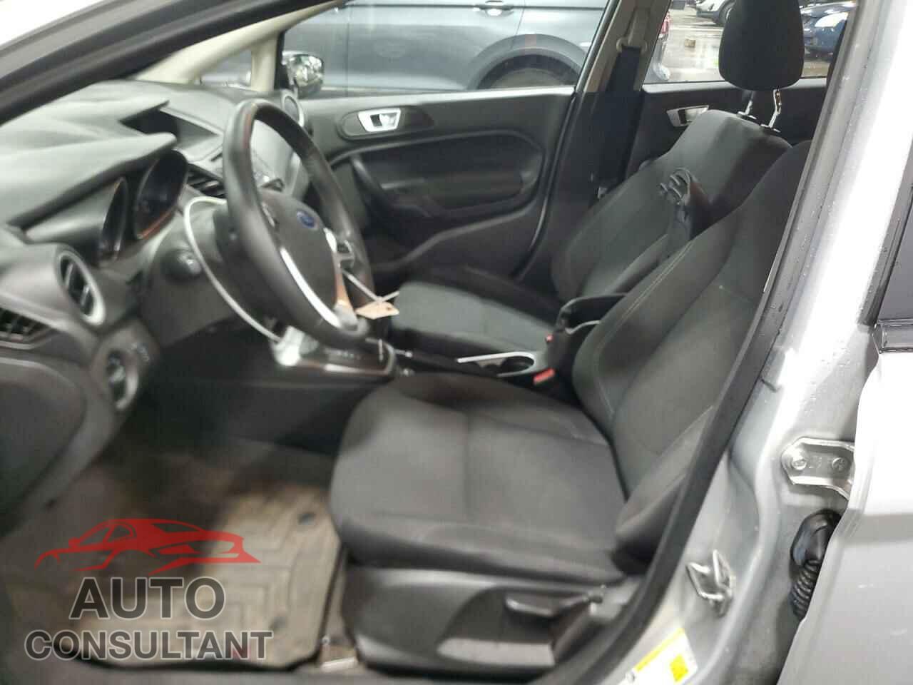 FORD FIESTA 2016 - 3FADP4EJ2GM143339
