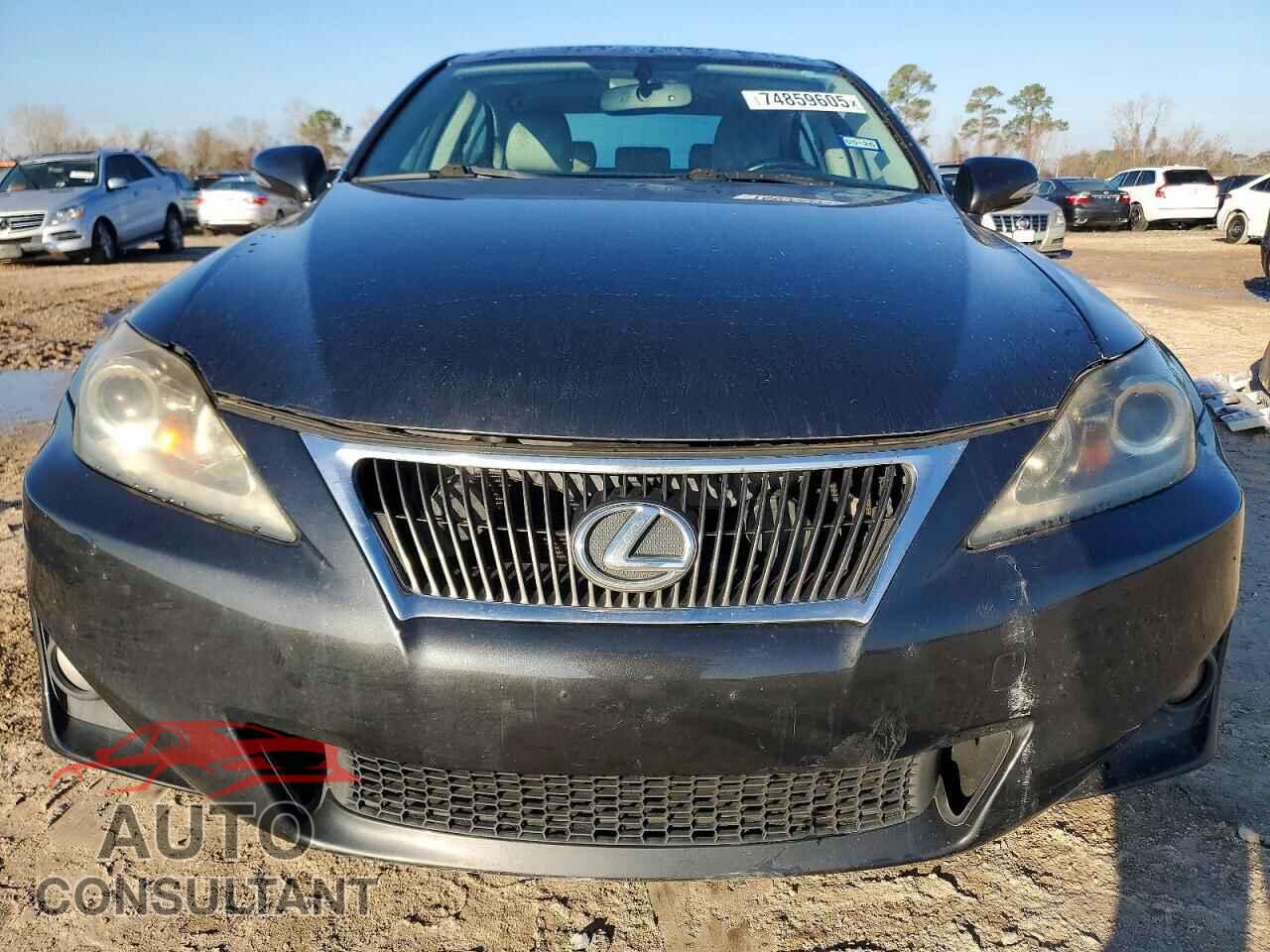 LEXUS IS 2011 - JTHBF5C29B5139193