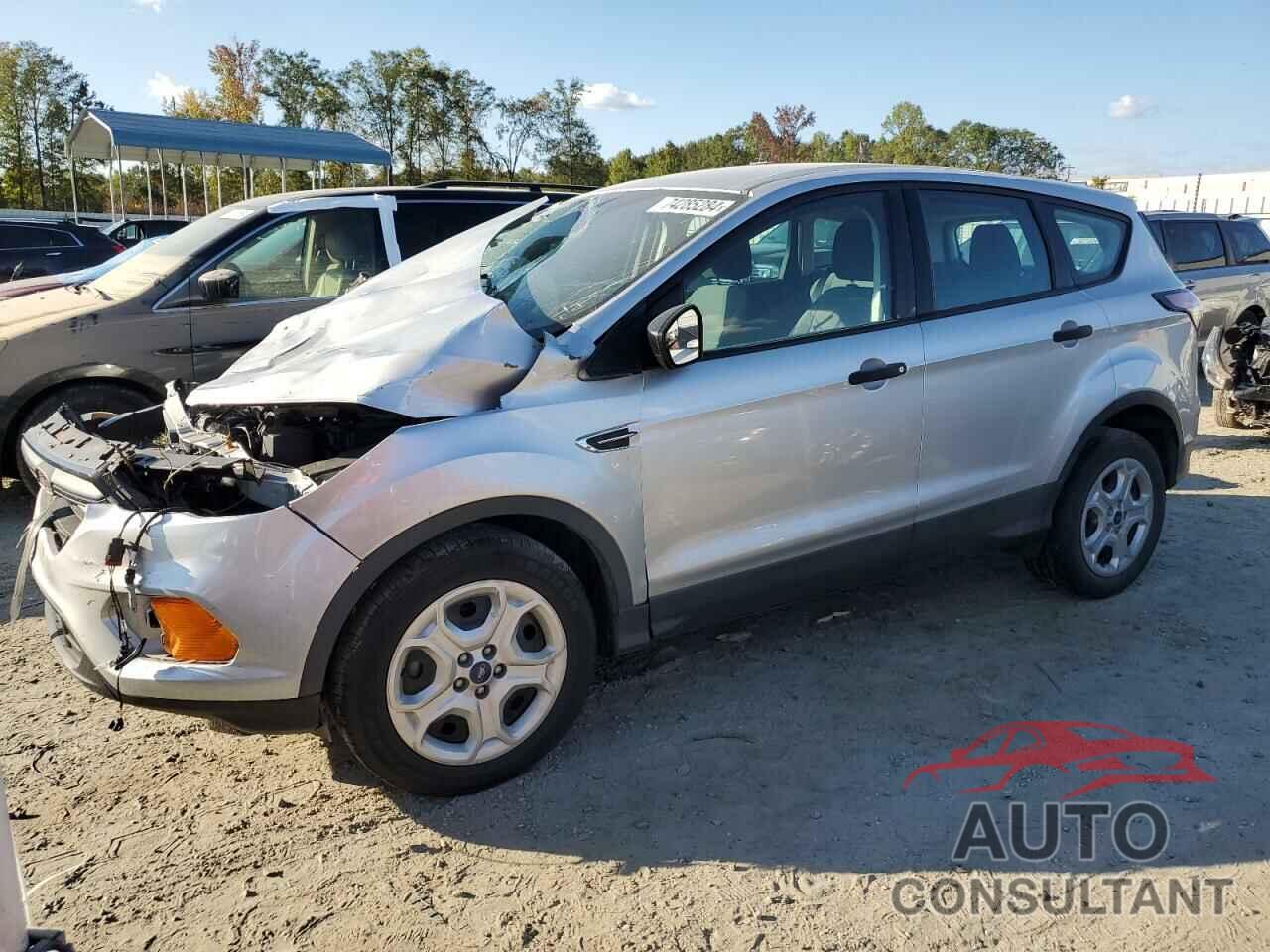 FORD ESCAPE 2017 - 1FMCU0F7XHUE29555