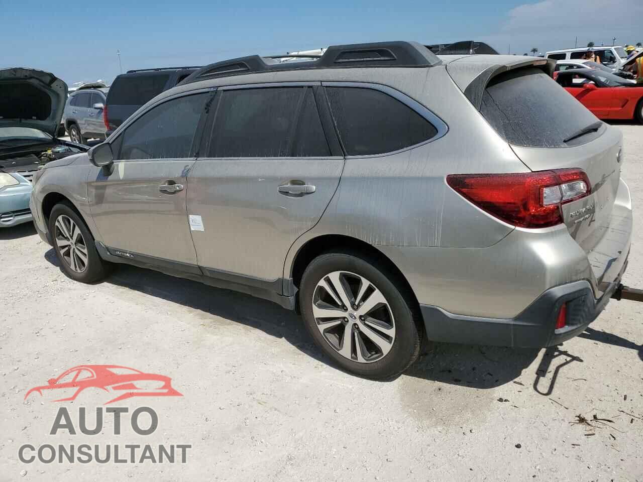 SUBARU OUTBACK 2018 - 4S4BSANC5J3312581