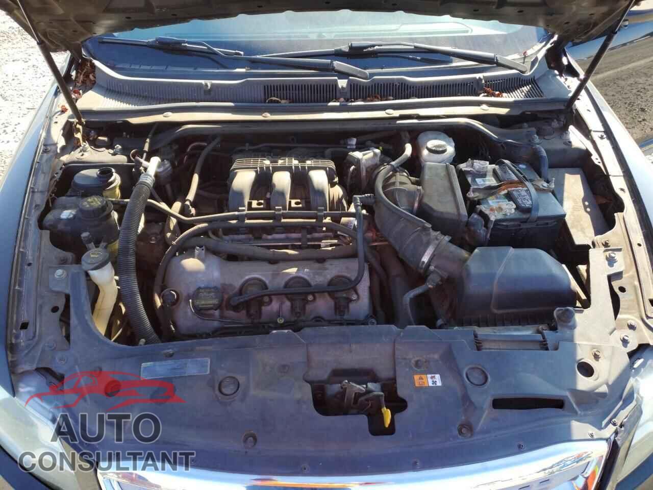 FORD TAURUS 2011 - 1FAHP2FW9BG164787