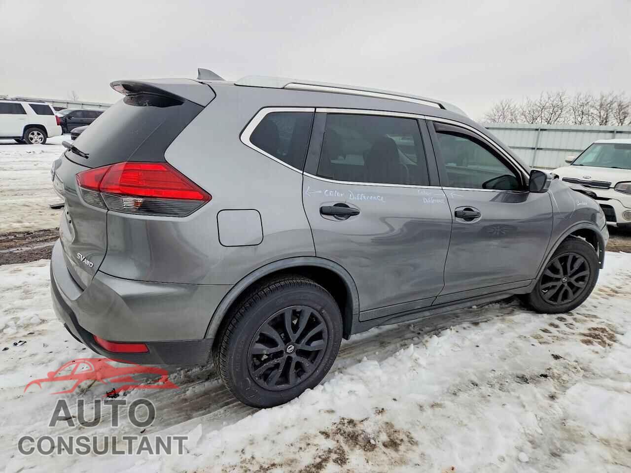 NISSAN ROGUE 2017 - KNMAT2MV4HP611925