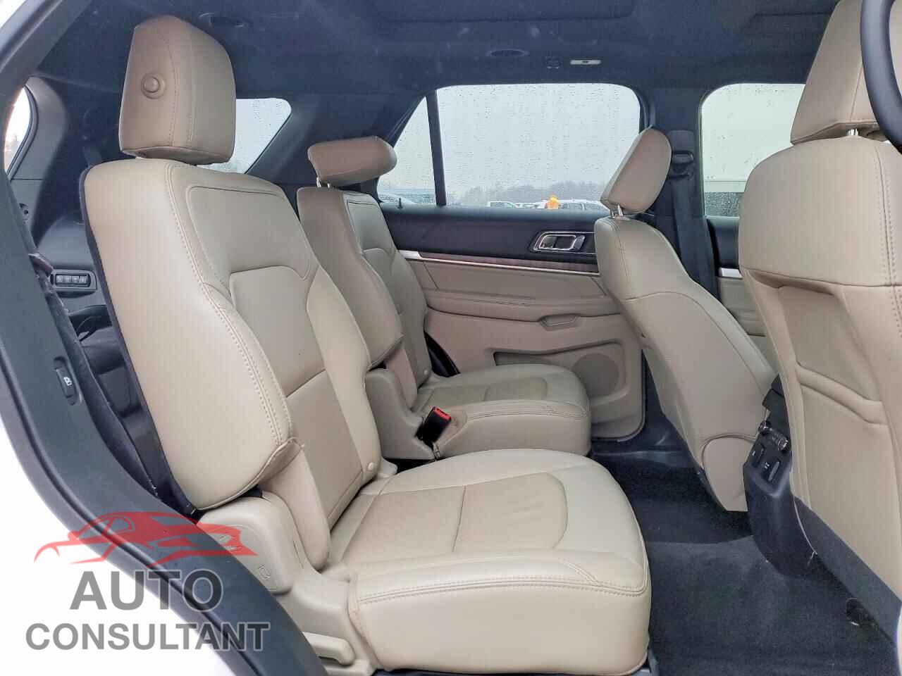 FORD EXPLORER 2018 - 1FM5K7F8XJGB26523