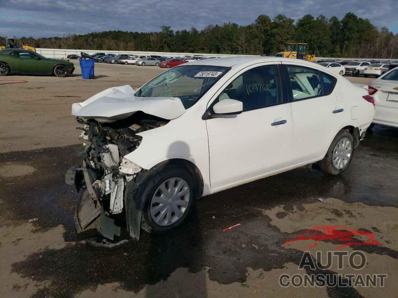 NISSAN VERSA 2018 - 3N1CN7AP1JL877977