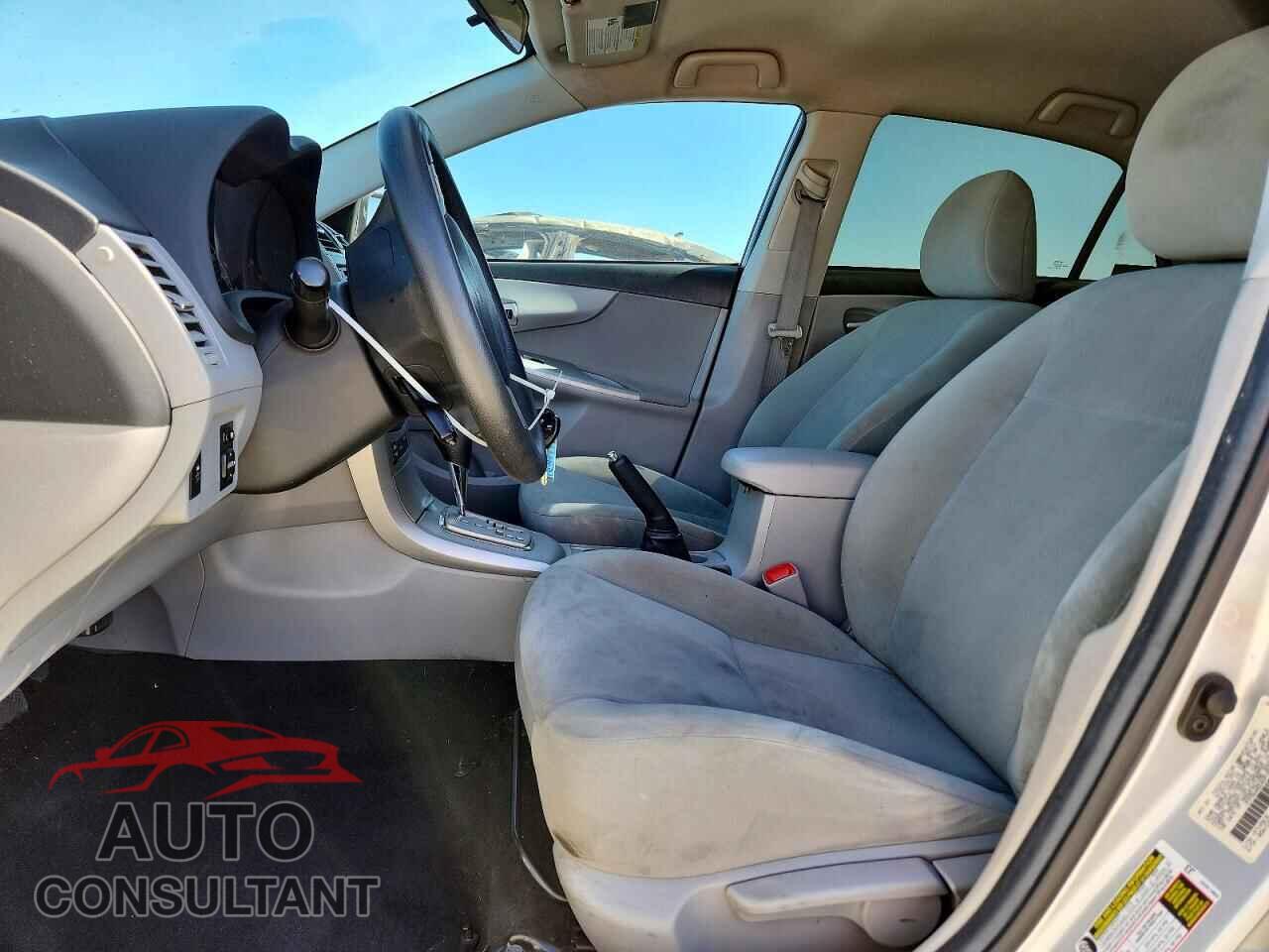 TOYOTA COROLLA 2013 - 5YFBU4EE4DP152531