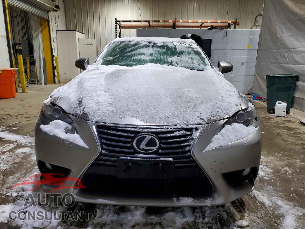 LEXUS IS 2014 - JTHCF1D29E5015277