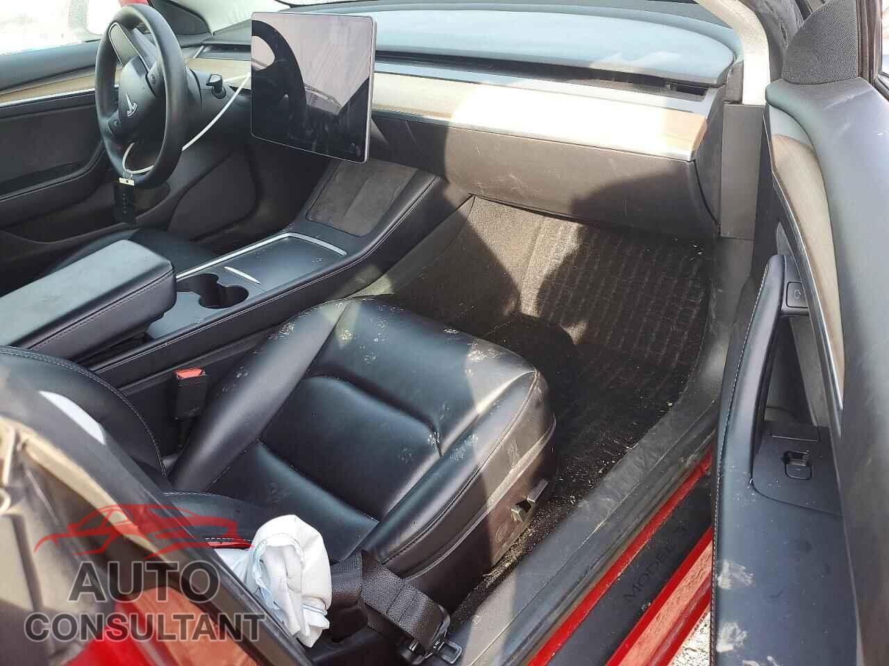 TESLA MODEL 3 2021 - 5YJ3E1EC4MF070146