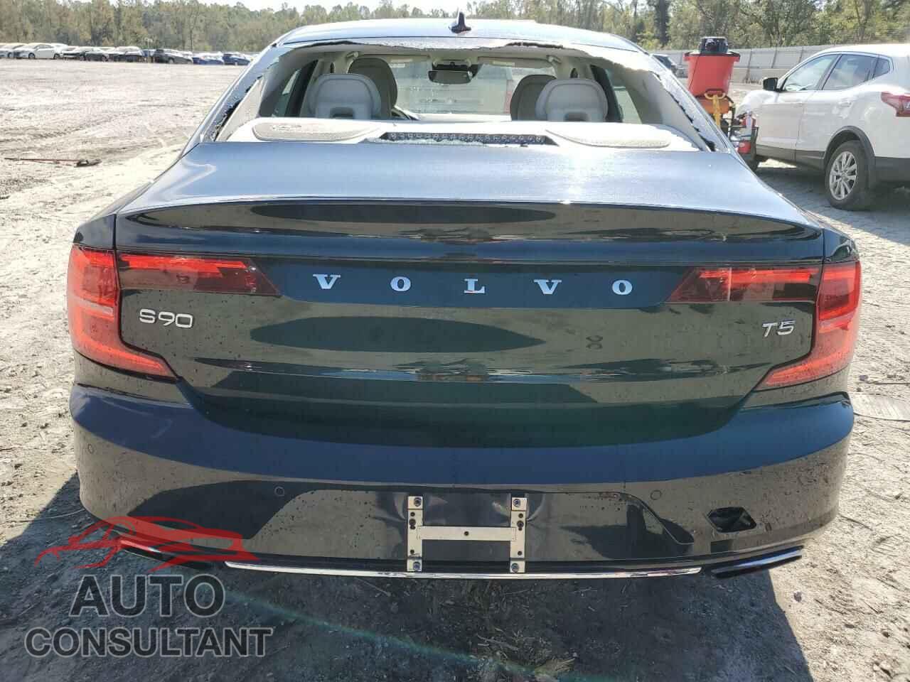 VOLVO S90 2018 - LVY982AK3JP022992