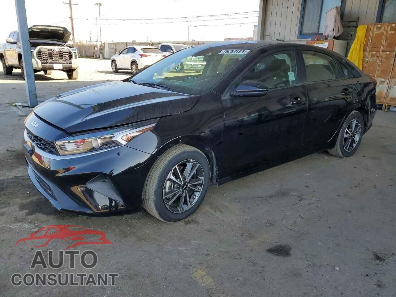 KIA FORTE 2023 - 3KPF24AD3PE585218