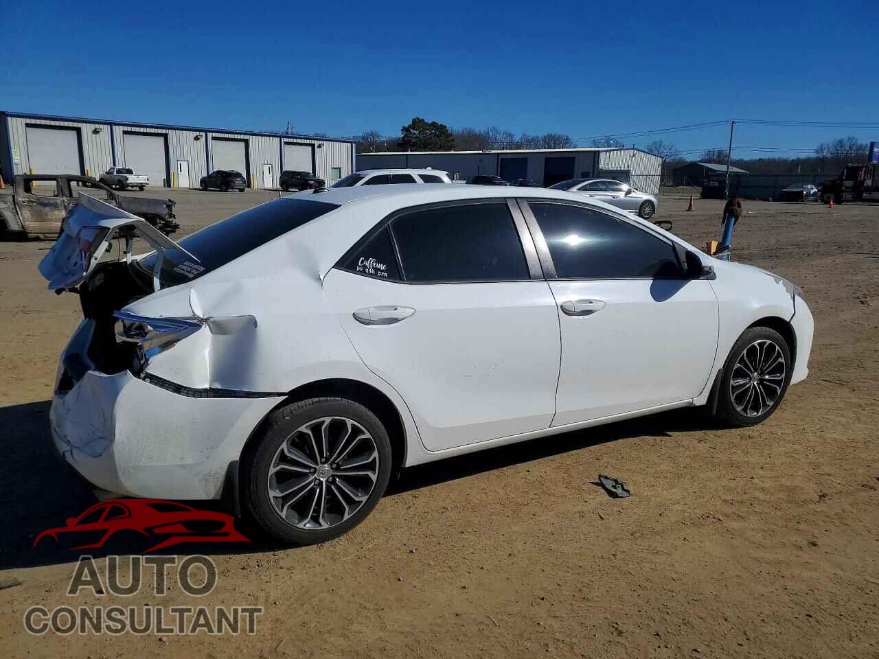TOYOTA COROLLA 2015 - 5YFBURHE0FP253271