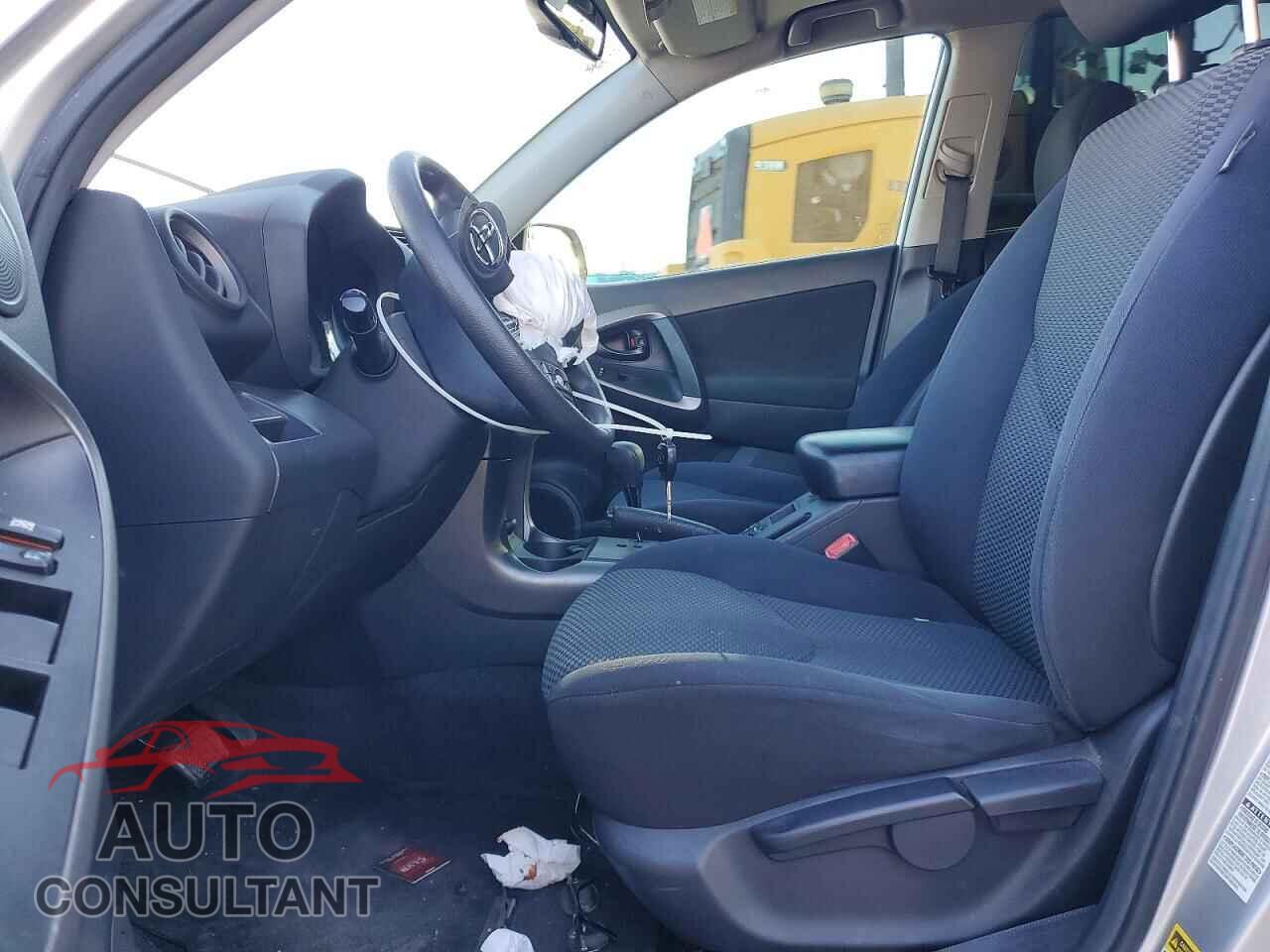 TOYOTA RAV4 2012 - 2T3RF4DV4CW253955