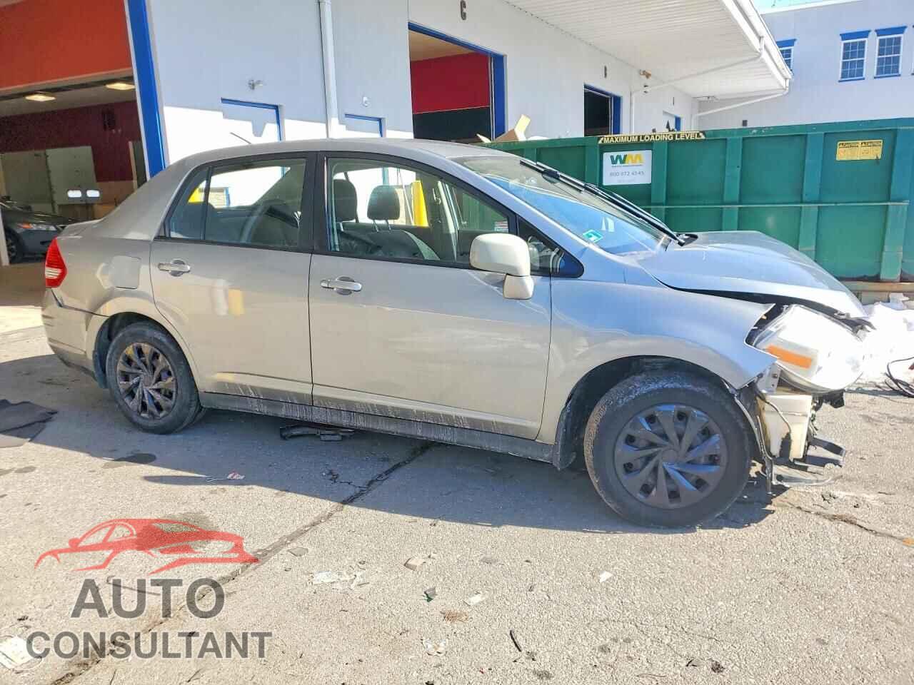 NISSAN VERSA 2011 - 3N1BC1AP5BL415986