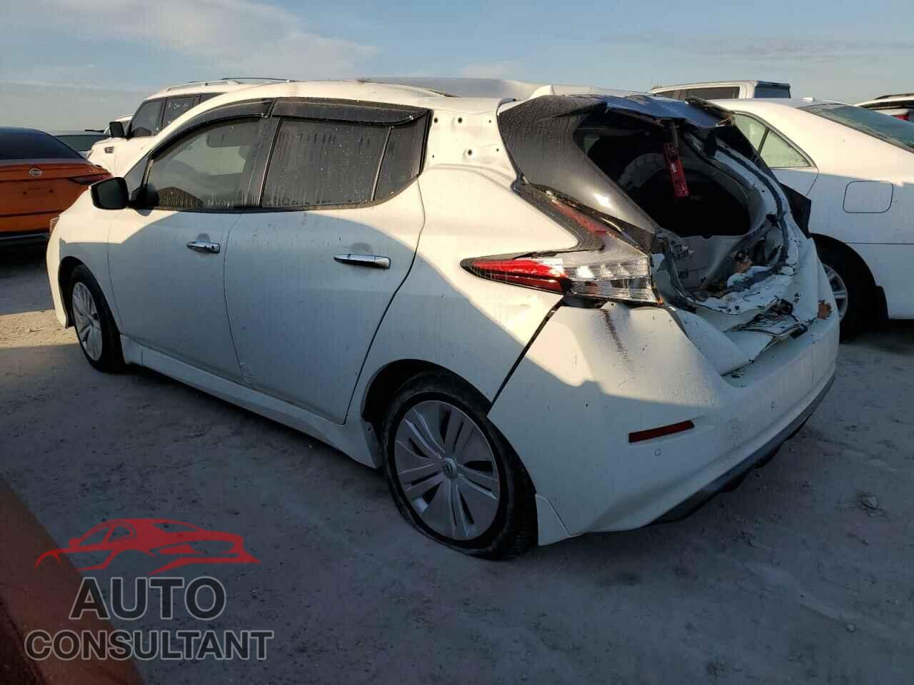NISSAN LEAF 2023 - 1N4AZ1BV7PC559262