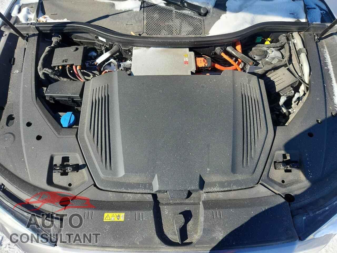 AUDI E-TRON 2019 - WA1AAAGE4KB021993