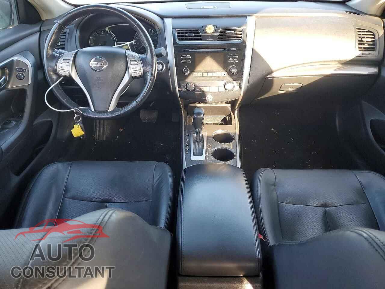 NISSAN ALTIMA 2013 - 1N4AL3AP5DN437726