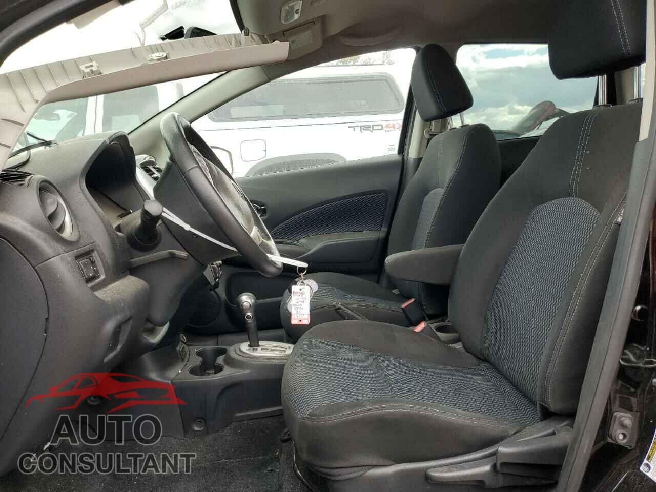 NISSAN VERSA 2017 - 3N1CE2CP3HL377121