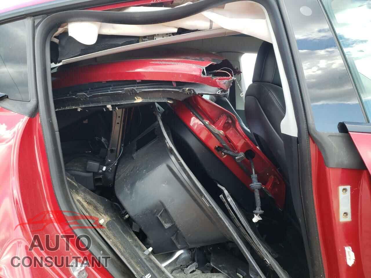 TESLA MODEL Y 2022 - 7SAYGDEF2NF359199