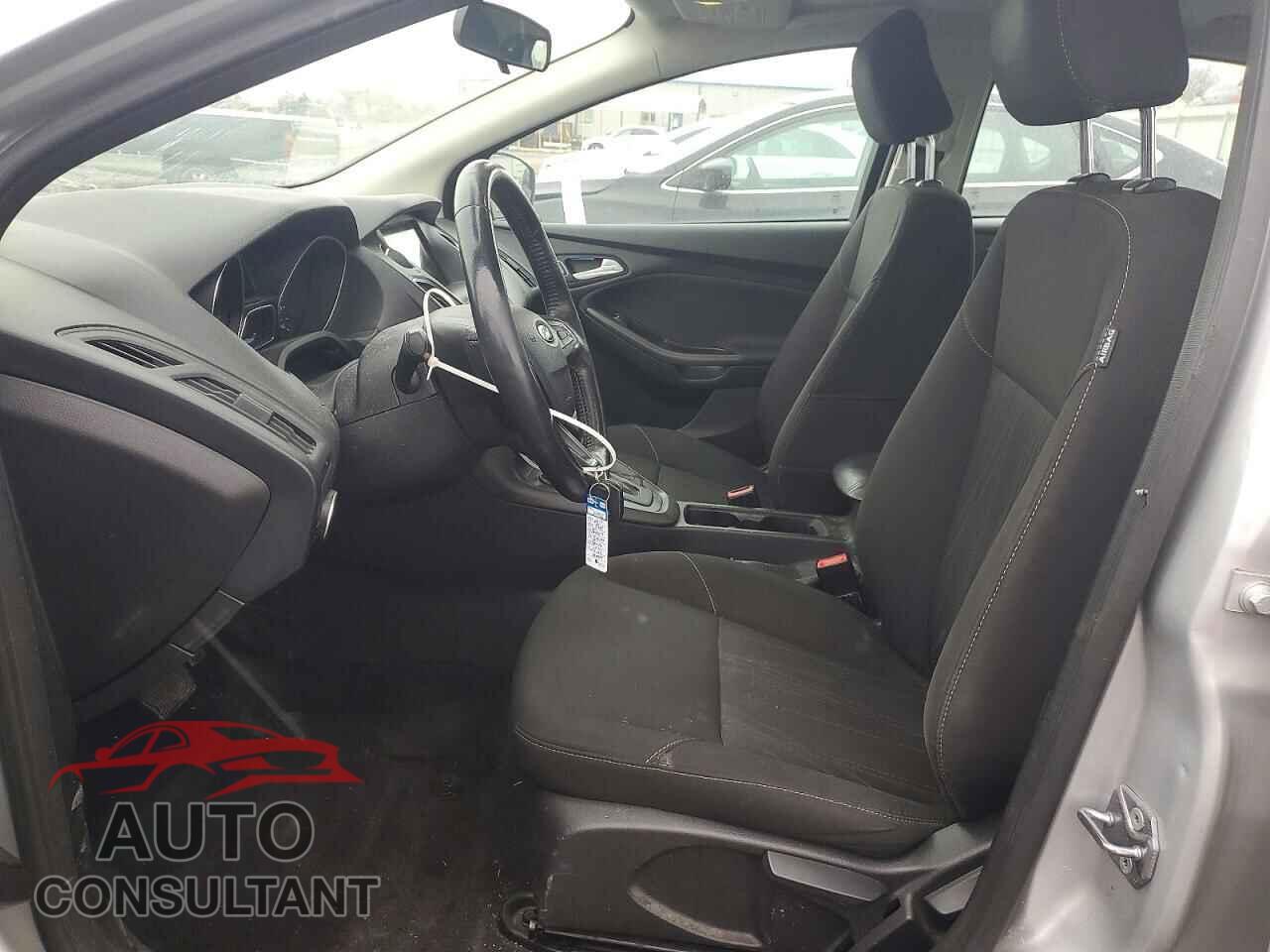 FORD FOCUS 2017 - 1FADP3H29HL242242