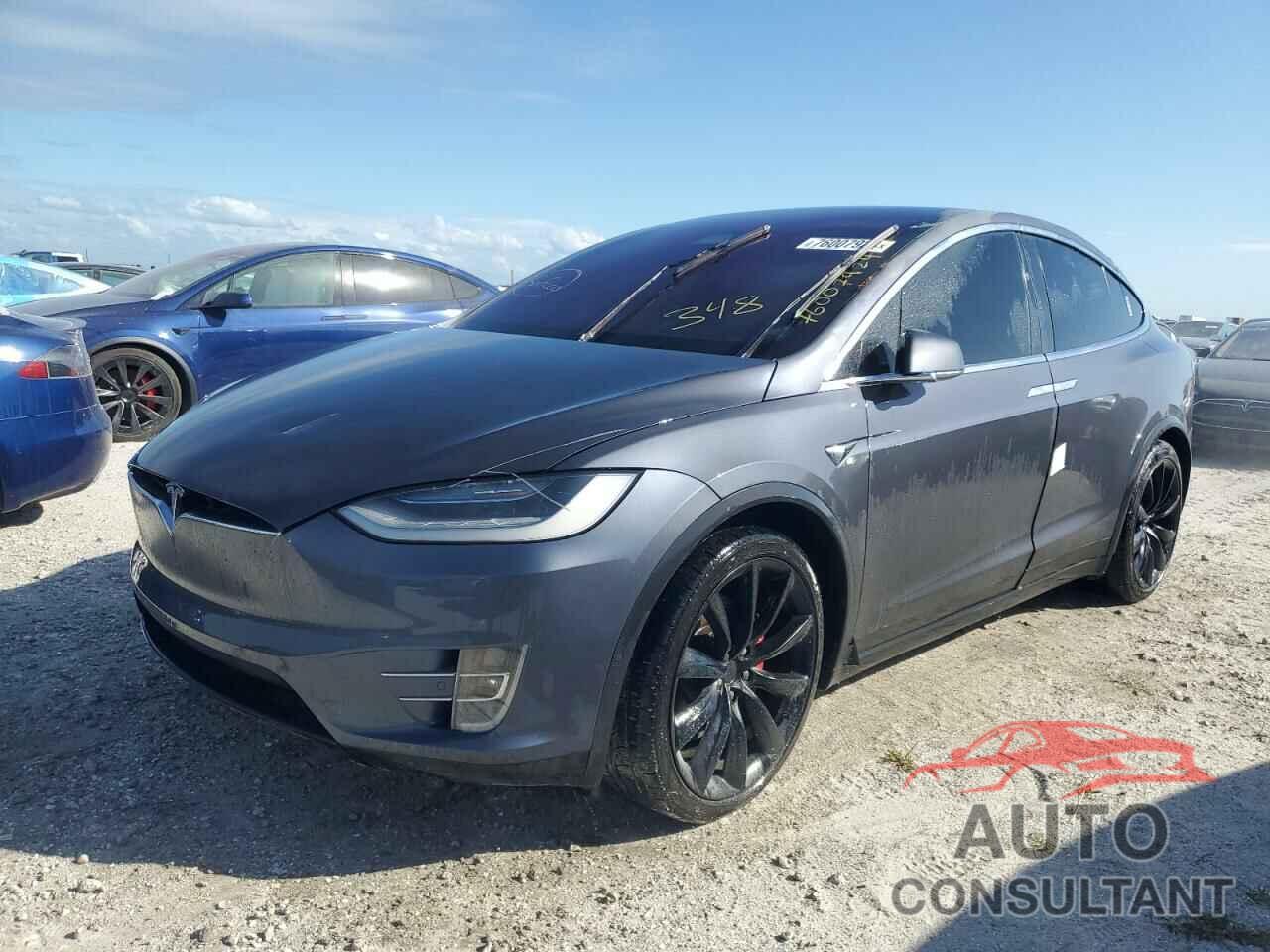 TESLA MODEL X 2020 - 5YJXCBE40LF239454