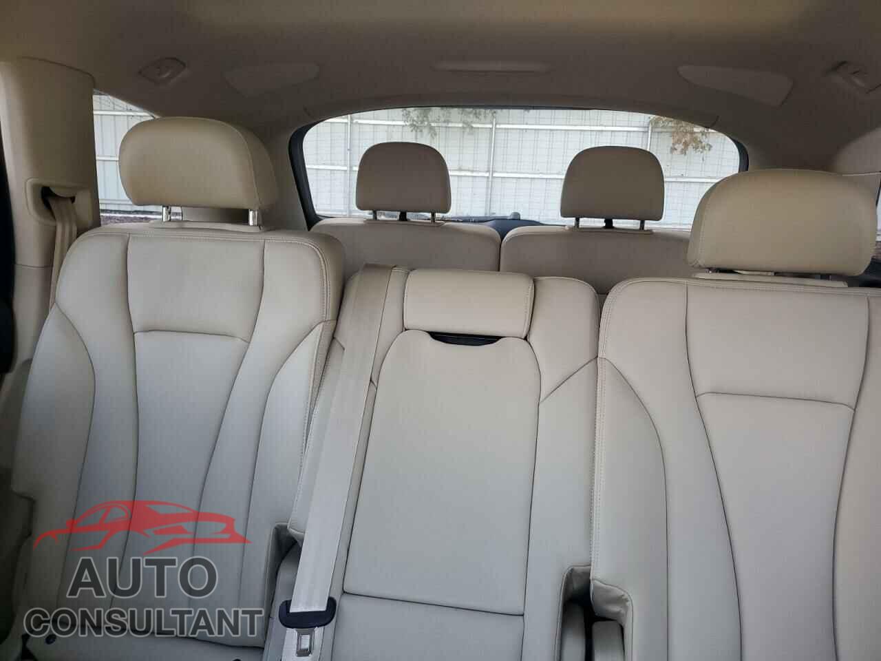 AUDI Q7 2017 - WA1LAAF71HD020437