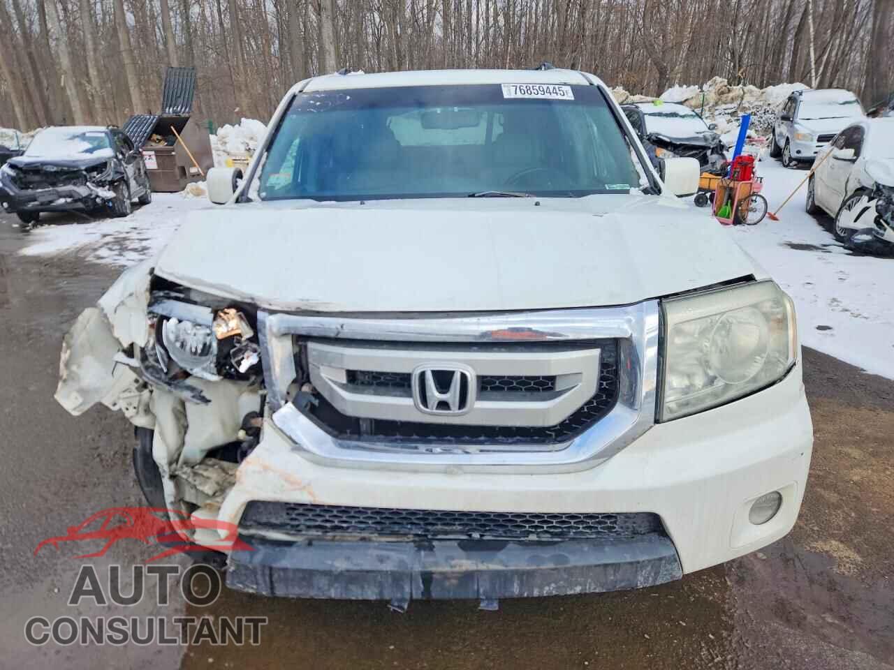 HONDA PILOT 2011 - 5FNYF4H64BB004803
