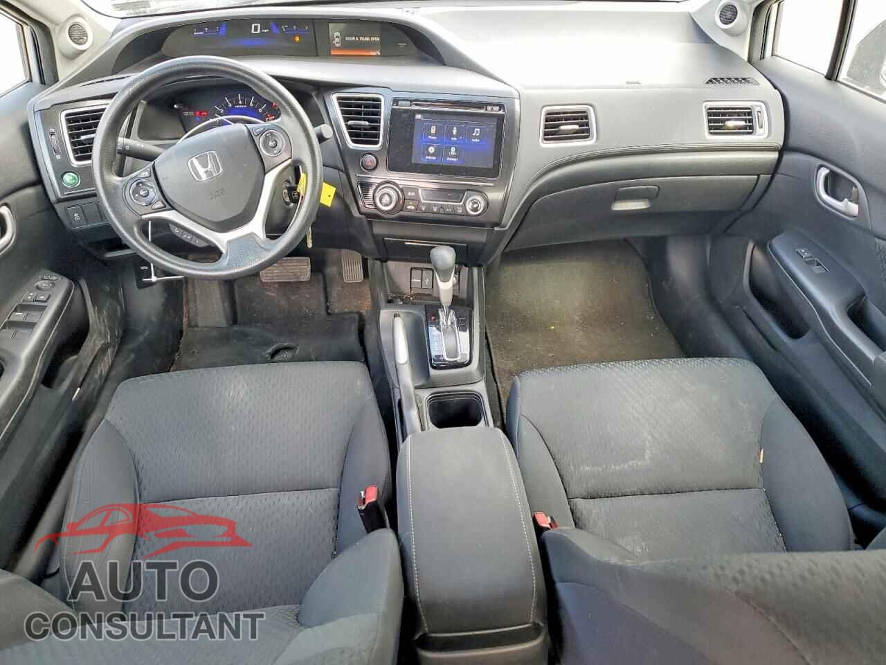 HONDA CIVIC 2015 - 2HGFB2F73FH563084