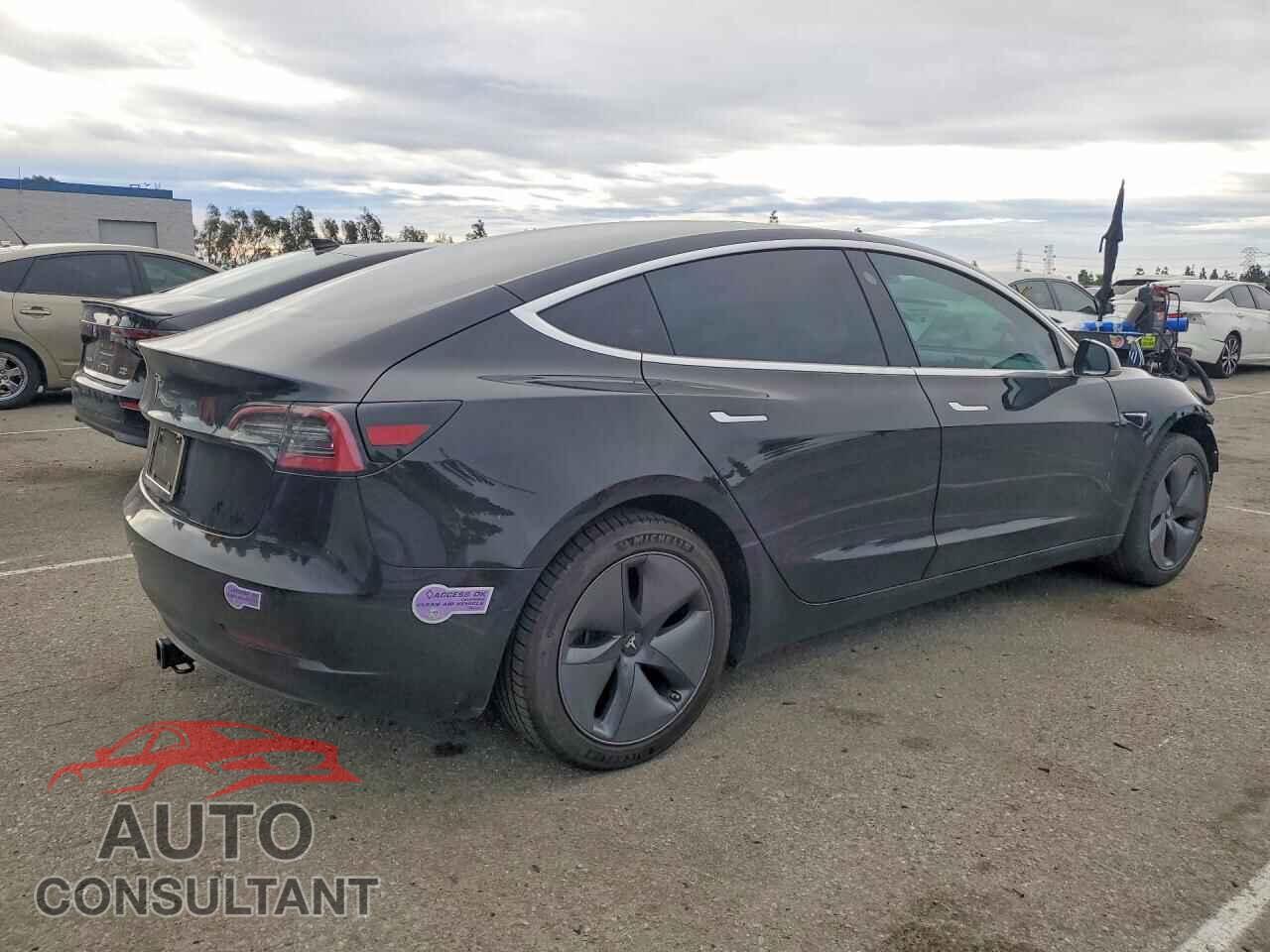 TESLA MODEL 3 2019 - 5YJ3E1EA7KF410885