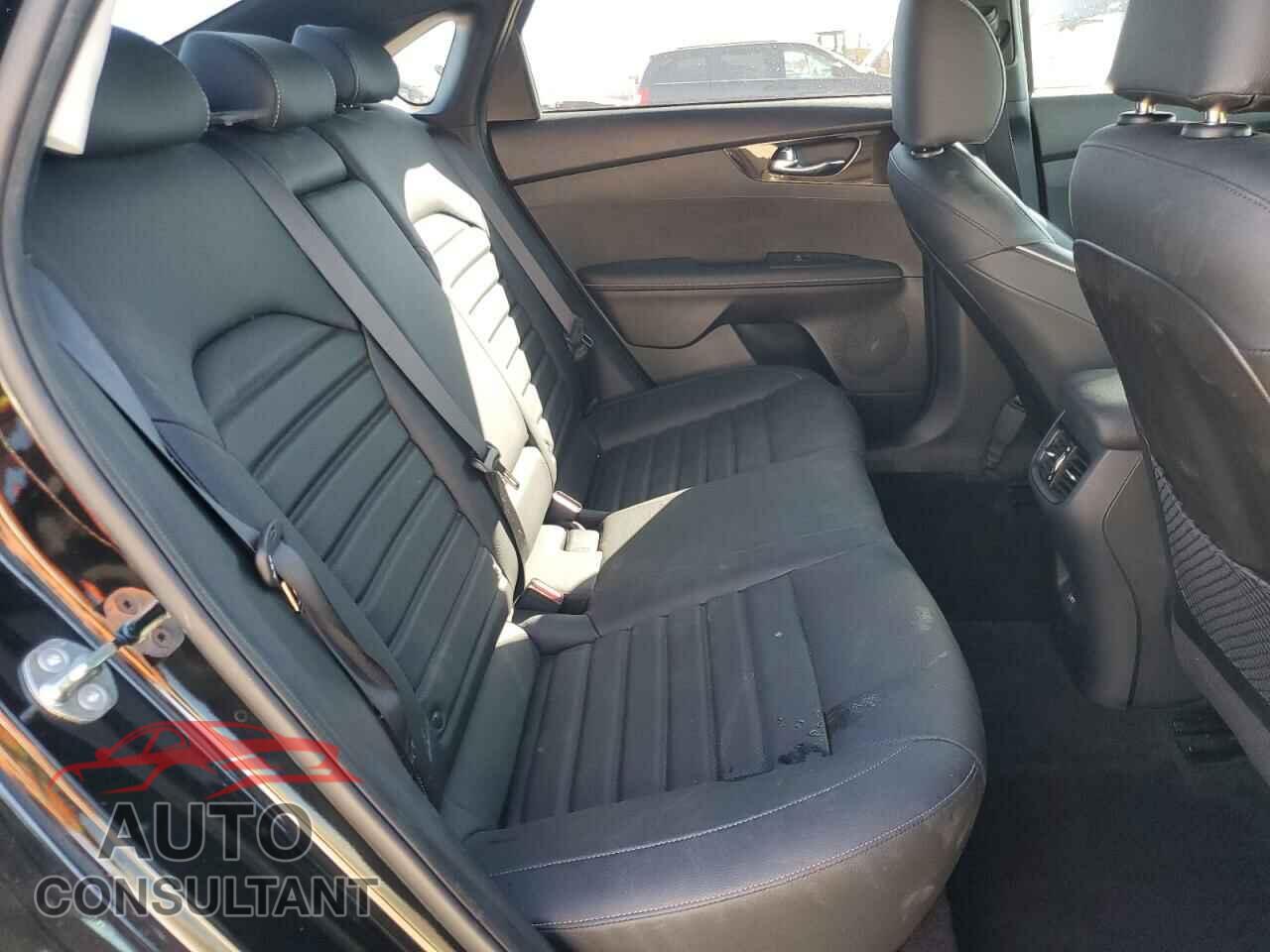 KIA FORTE 2023 - 3KPF54AD0PE648007