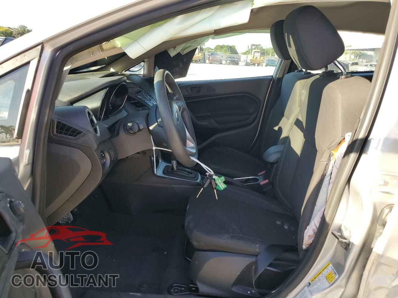 FORD FIESTA 2019 - 3FADP4EJ6KM164820