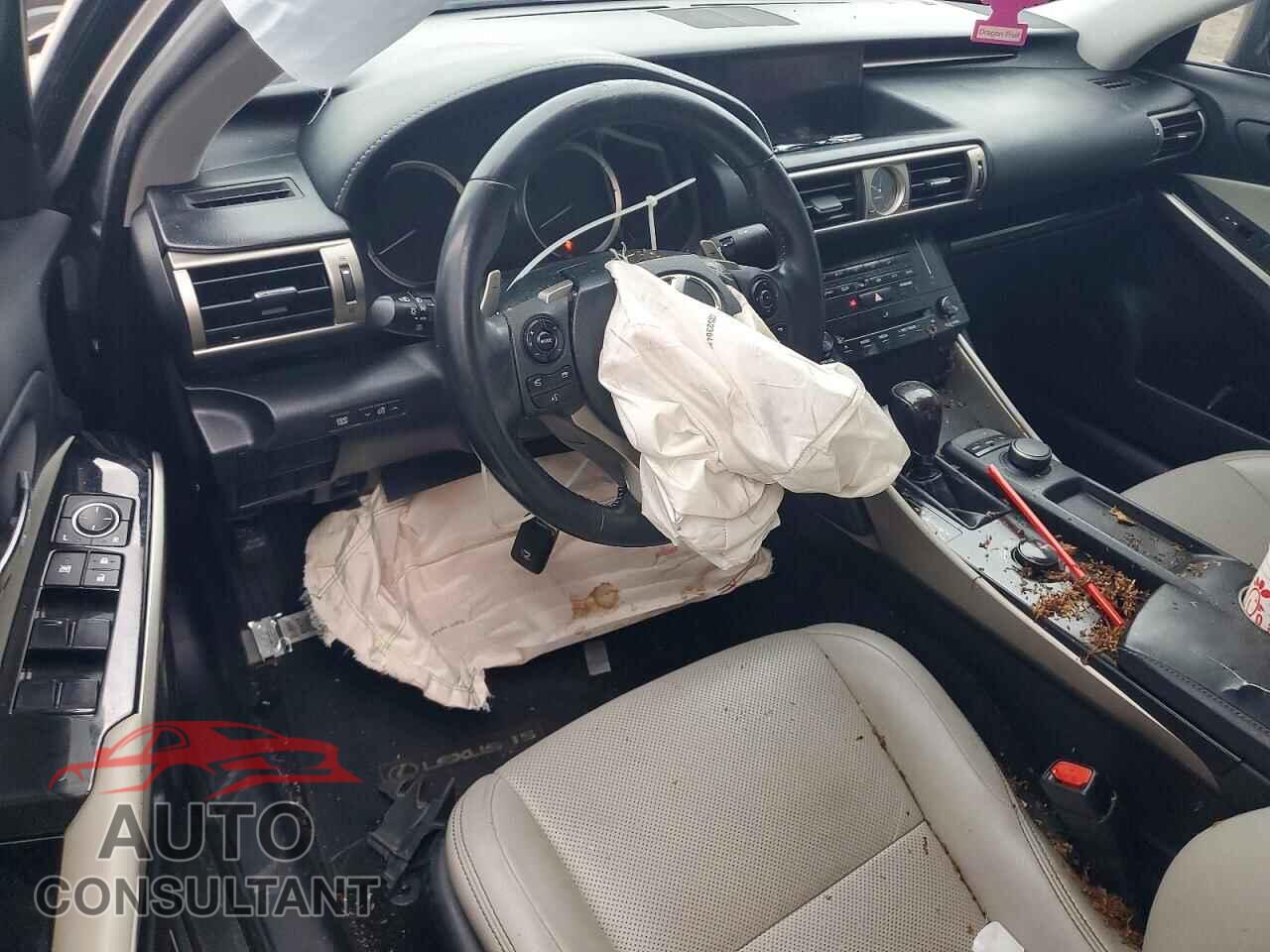LEXUS IS 2014 - JTHBF1D20E5015048