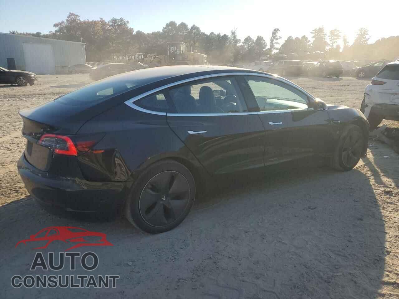 TESLA MODEL 3 2018 - 5YJ3E1EA8JF152763