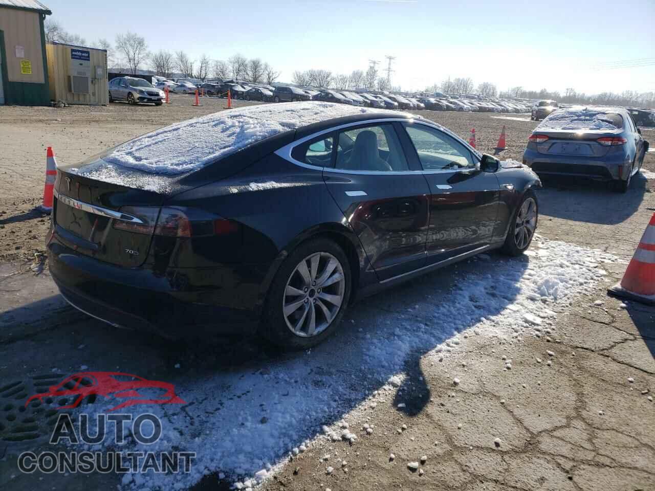 TESLA MODEL S 2016 - 5YJSA1E22GF132680