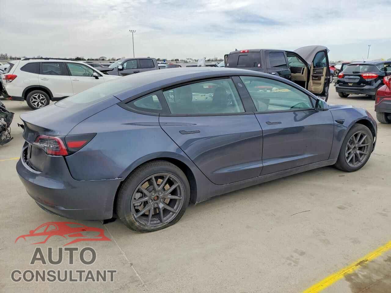 TESLA MODEL 3 2023 - 5YJ3E1EA4PF575221