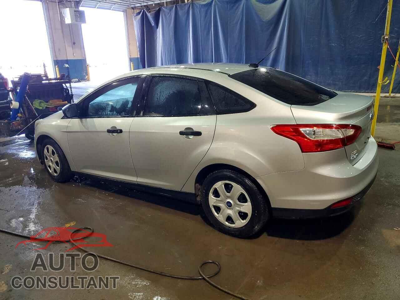 FORD FOCUS 2013 - 1FADP3E24DL169151
