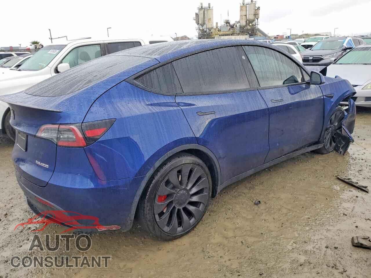 TESLA MODEL Y 2023 - 7SAYGDEF7PF876209