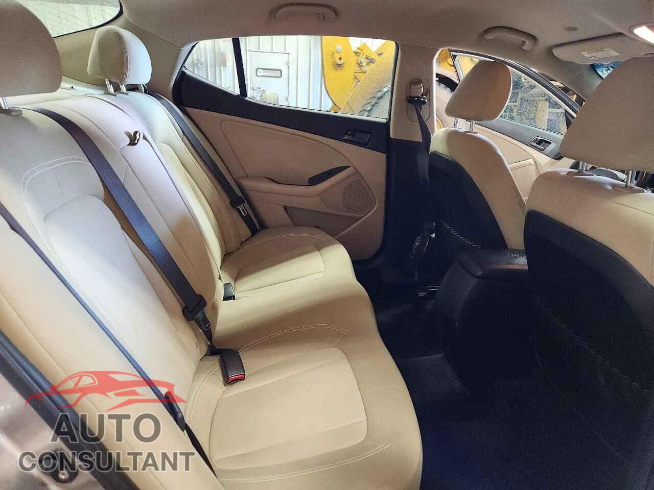 KIA OPTIMA 2011 - KNAGM4A77B5146503