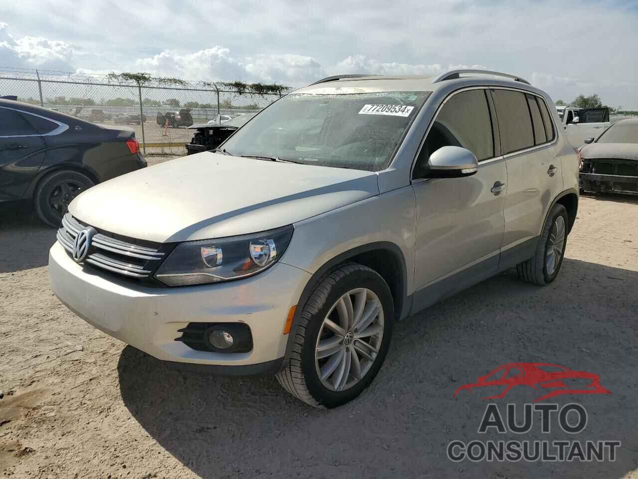 VOLKSWAGEN TIGUAN 2015 - WVGBV7AX1FW607542