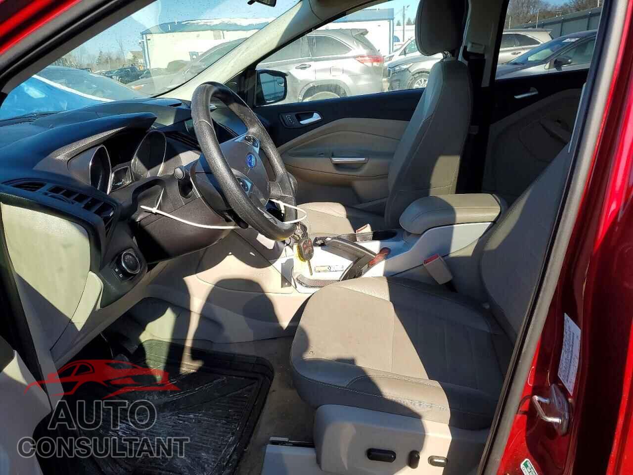 FORD ESCAPE 2016 - 1FMCU9G97GUC23385