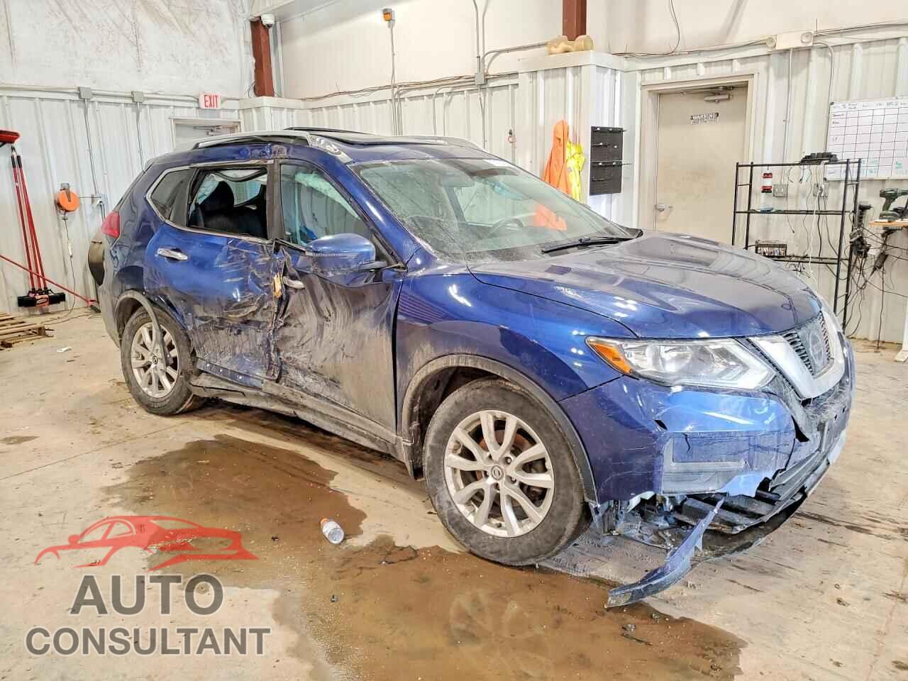 NISSAN ROGUE 2017 - 5N1AT2MVXHC859888