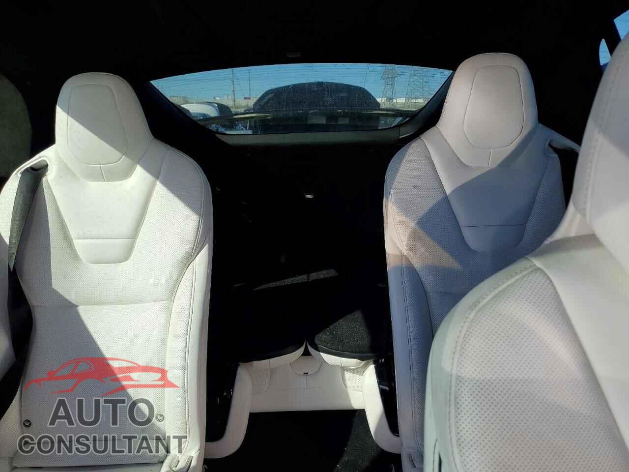 TESLA MODEL X 2016 - 5YJXCBE20GF021342