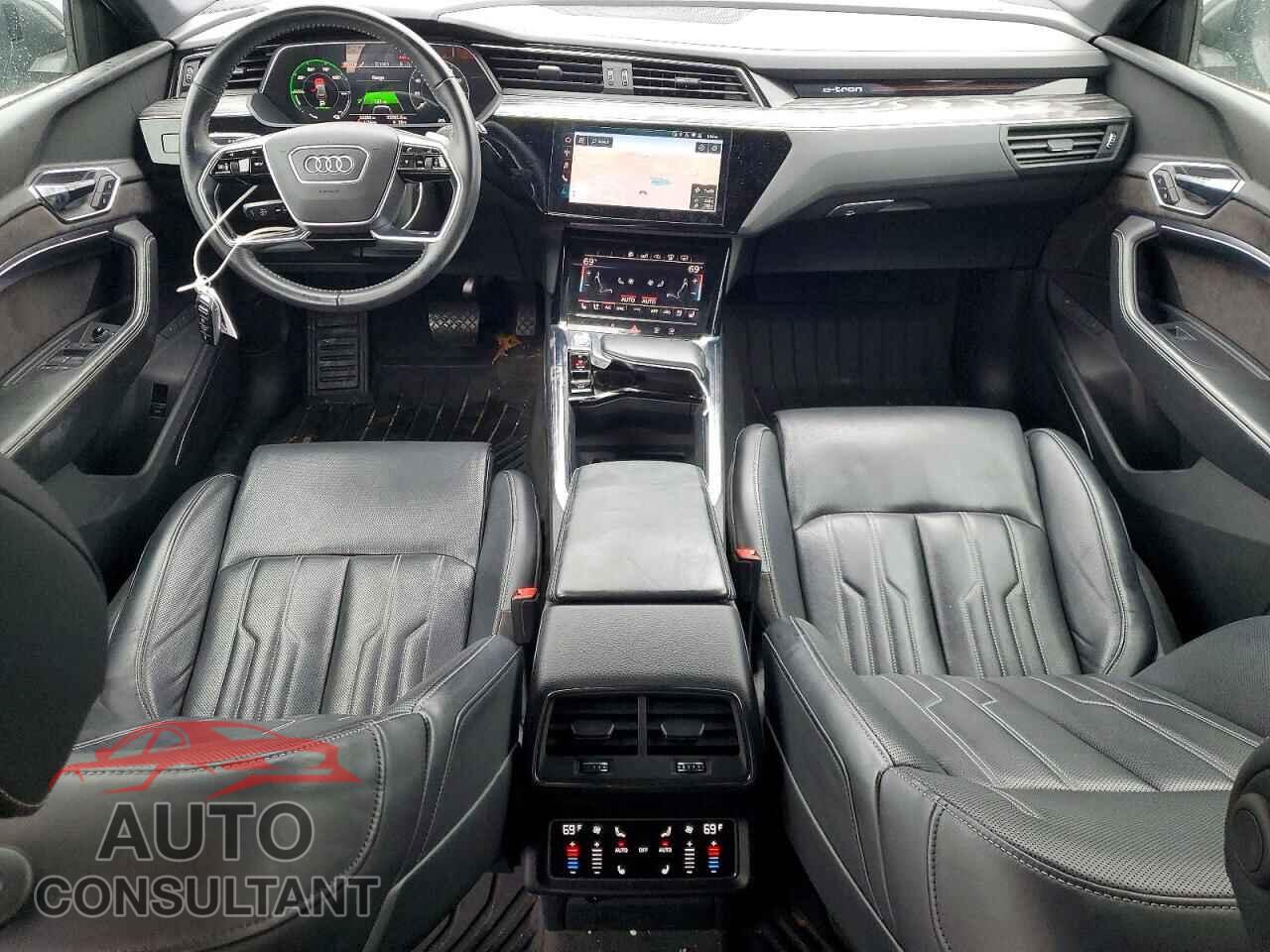 AUDI E-TRON 2019 - WA1VAAGE4KB006847