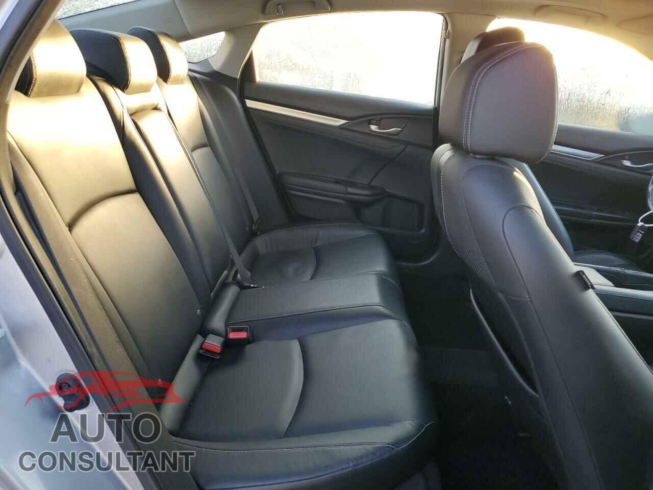 HONDA CIVIC 2018 - JHMFC1F78JX031435