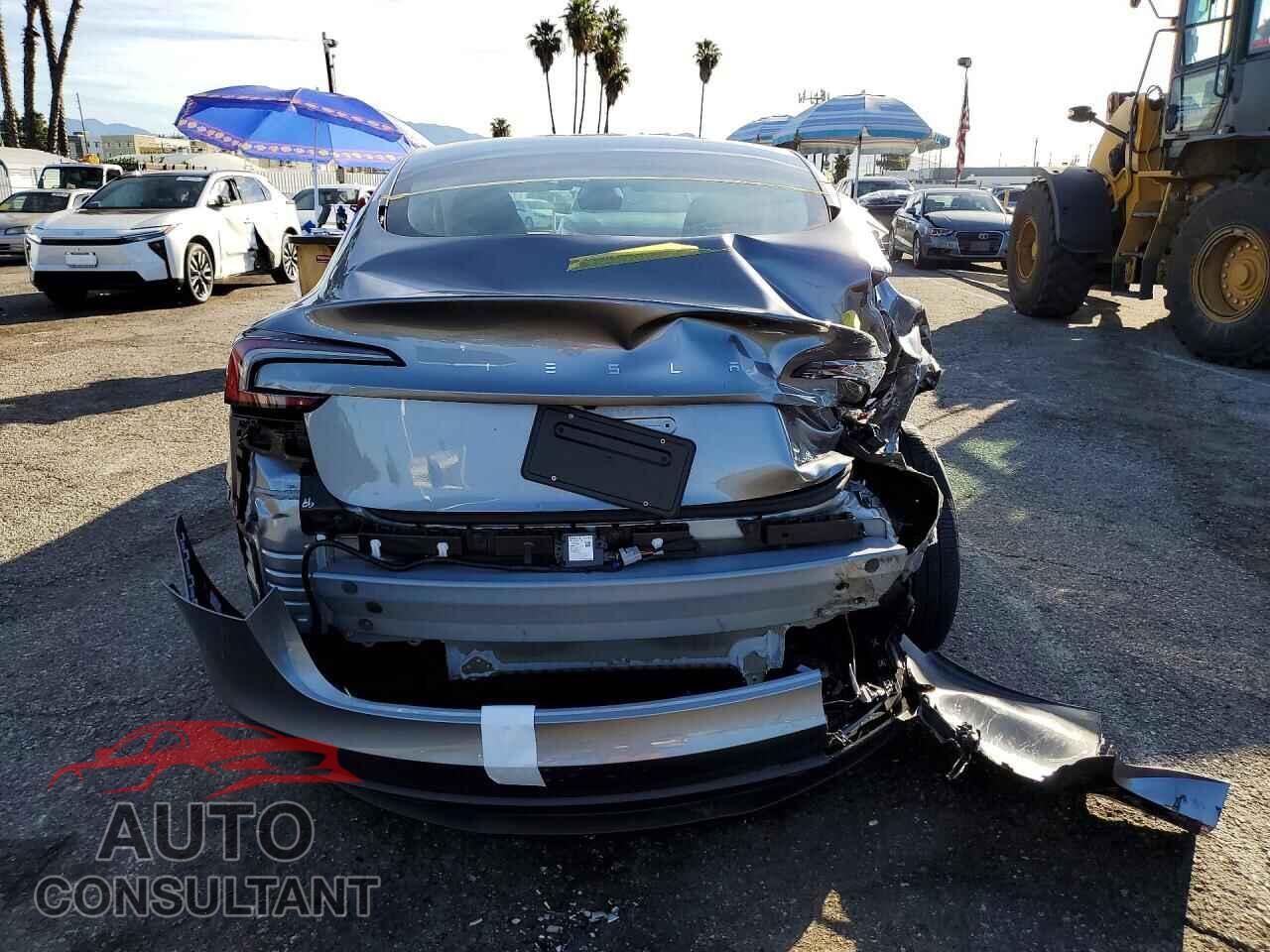 TESLA MODEL 3 2025 - 5YJ3E1EB0SF083576