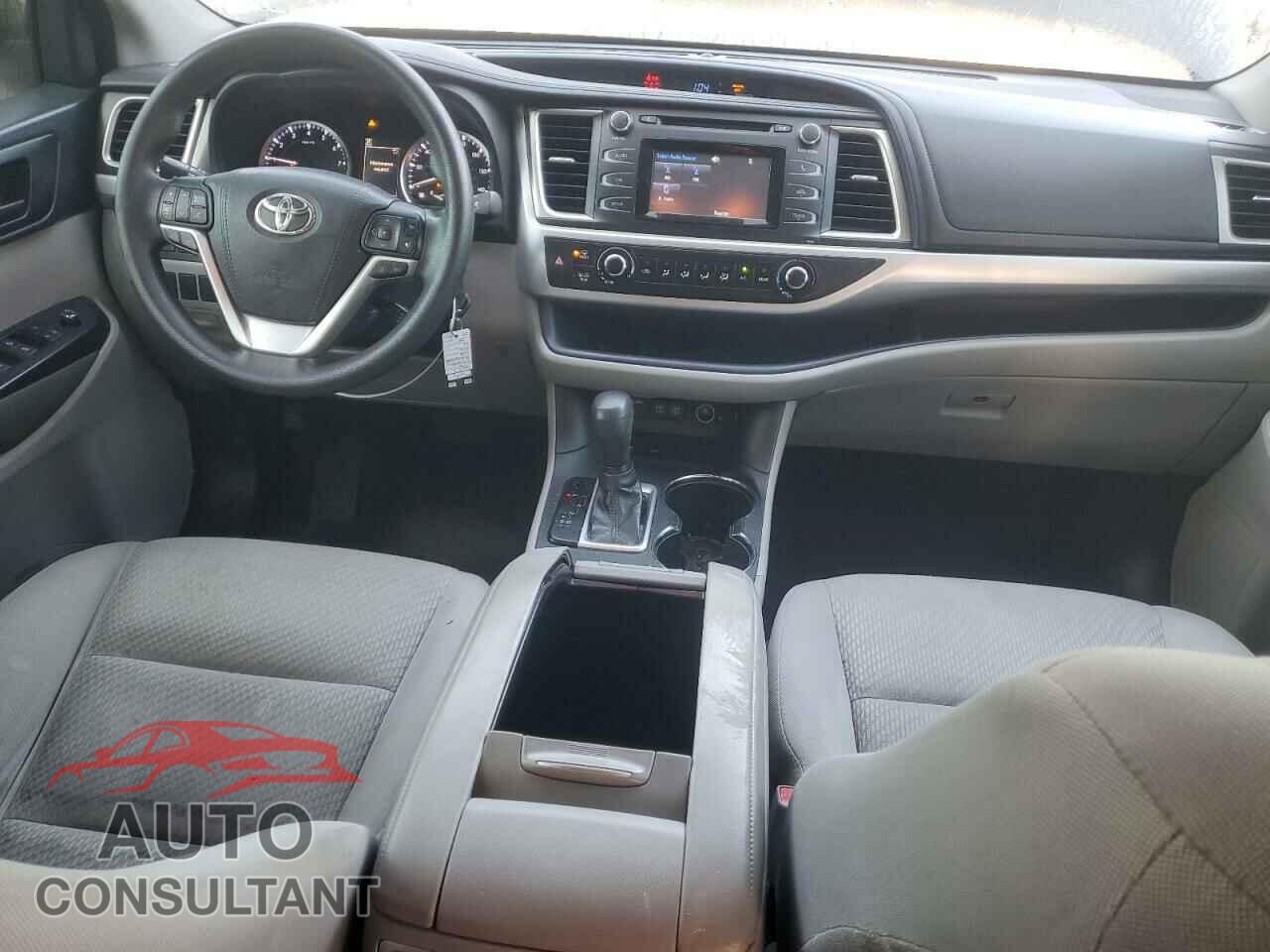 TOYOTA HIGHLANDER 2017 - 5TDZZRFH3HS218098