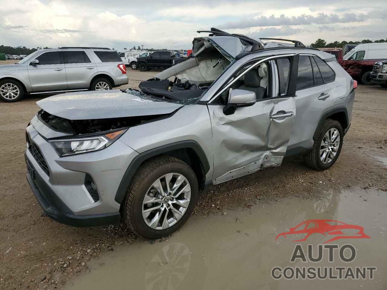 TOYOTA RAV4 2021 - 2T3C1RFV7MC136677