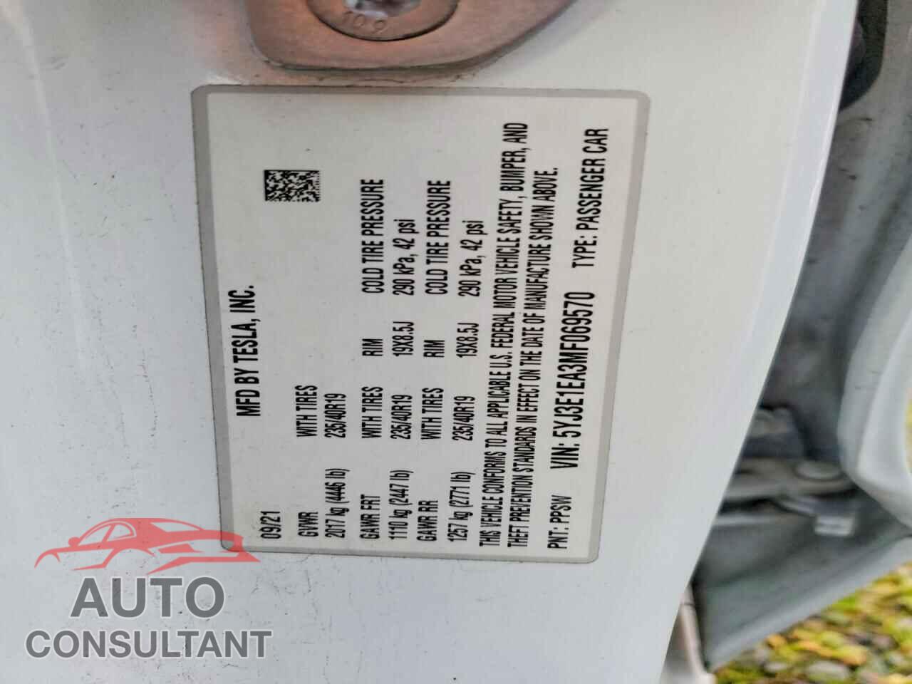 TESLA MODEL 3 2021 - 5YJ3E1EA3MF069570