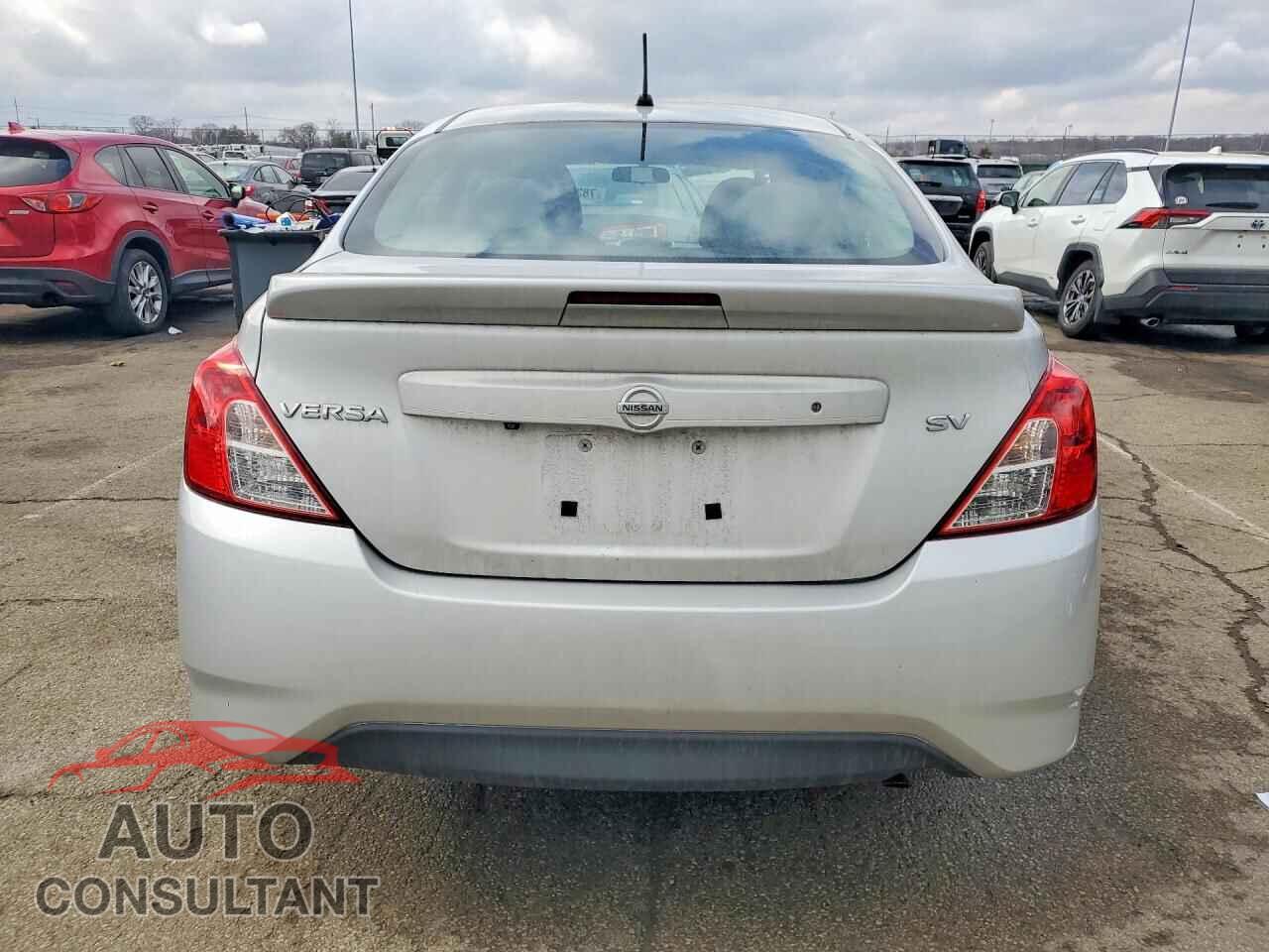 NISSAN VERSA 2019 - 3N1CN7AP3KL846862